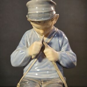 Royal Copenhagen 905 Boy Whittling Stick Figurine Christian Thomsen Danish MCM